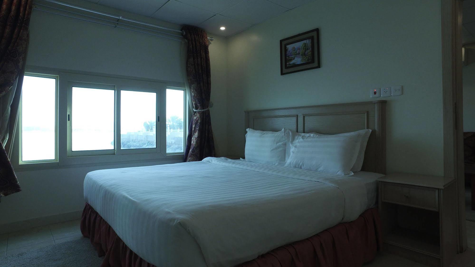 Al Ahmadi Plaza Resort Yanbu Exterior photo